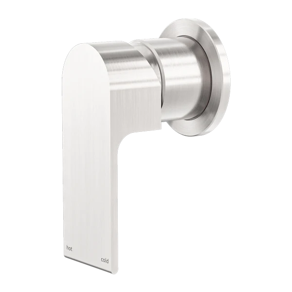Bianca Shower Mixer with 60mm Round Plate - Image 4